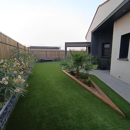 Climatisee Avec Piscine Pour De Superbes Au Soleil ! Villa Perpignan