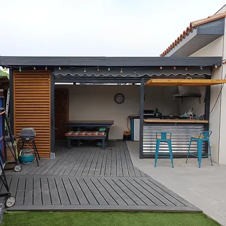 Climatisee Avec Piscine Pour De Superbes Au Soleil ! Vila *